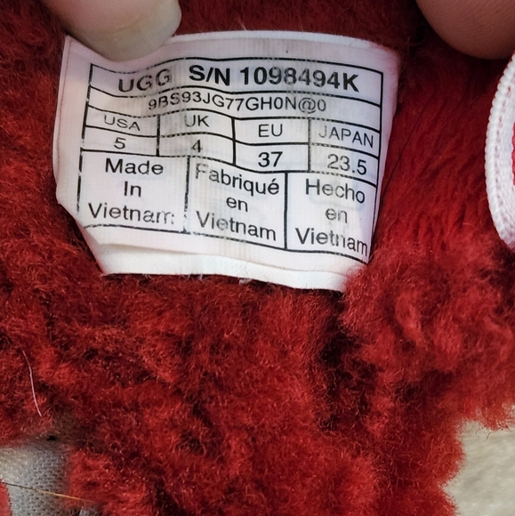 UGG Slippers Womens Size 5 - Picture 2 of 4